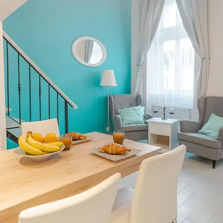 Ombre Apartment With Parking Option Budapest Exterior photo