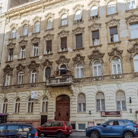 Ombre Apartment With Parking Option Budapest Exterior photo