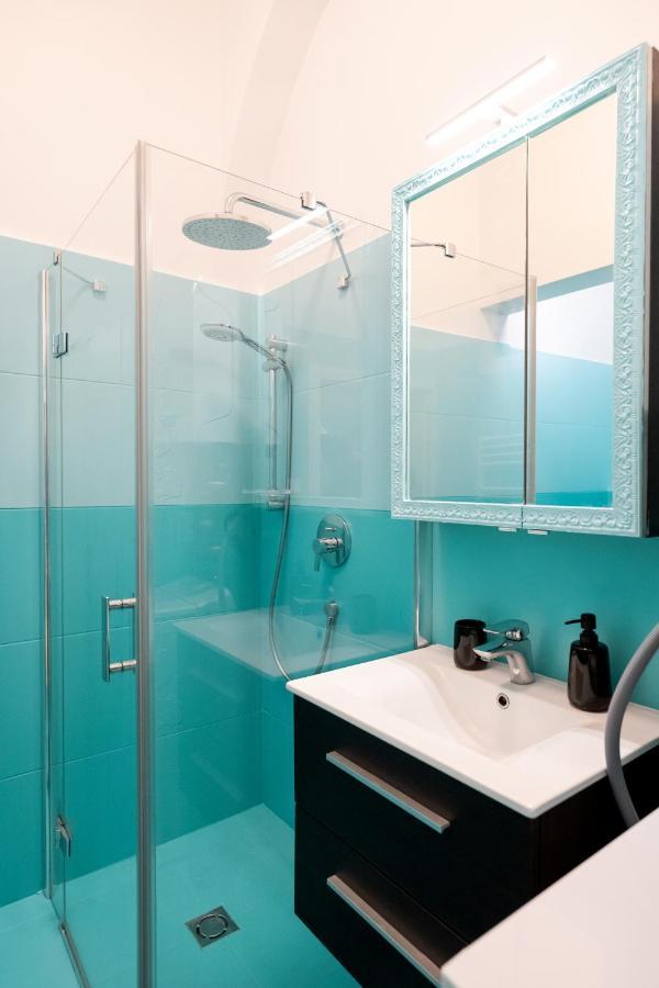 Ombre With Parking Option Apartament